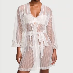 Victoria's Secret White Sheer Lace Robe - M/L